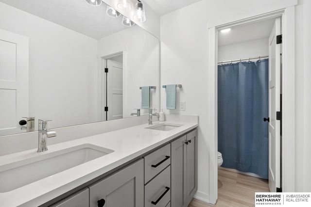 4514 S 219th Street, Elkhorn, NE 68022