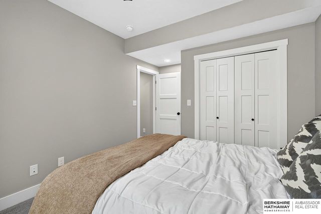 4514 S 219th Street, Elkhorn, NE 68022