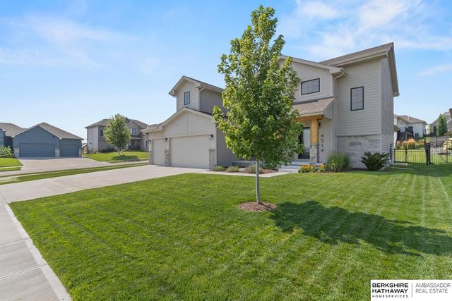 4514 S 219th Street, Elkhorn, NE 68022