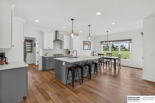 4514 S 219th Street, Elkhorn, NE 68022