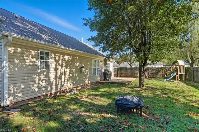 1877 Oakhurst Park Lane, Kernersville, NC 27284