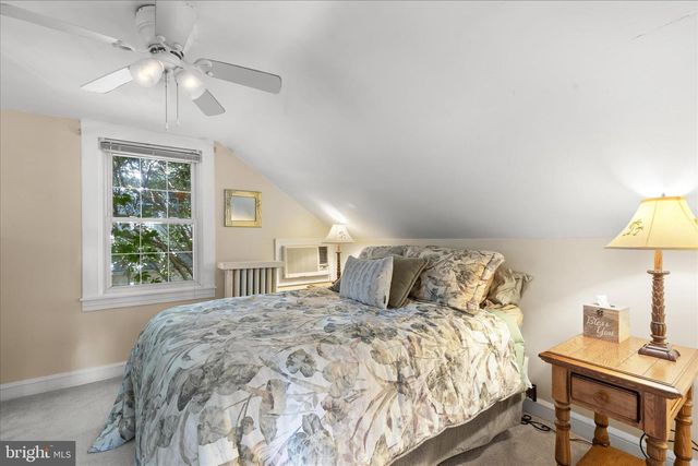 38085 BEACH RD, Coltons Point, MD 20626