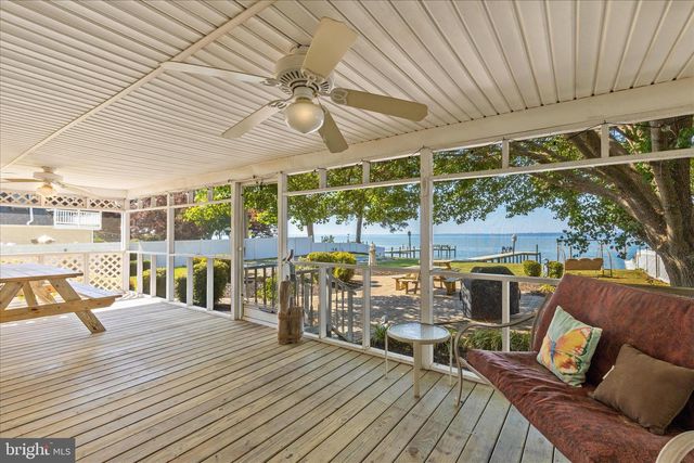 38085 BEACH RD, Coltons Point, MD 20626
