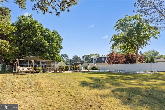 38085 BEACH RD, Coltons Point, MD 20626
