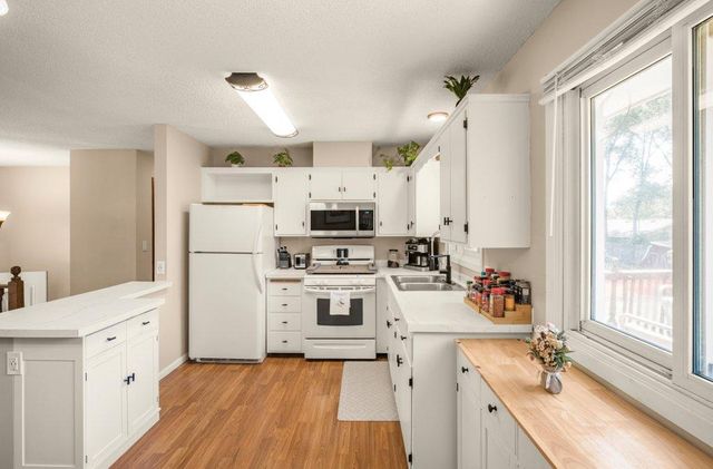 1808 W River Street, Monticello, MN 55362