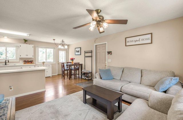1808 W River Street, Monticello, MN 55362