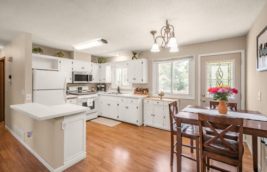 1808 W River Street, Monticello, MN 55362