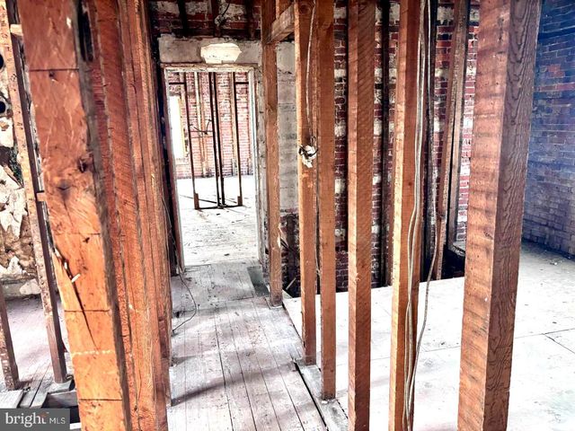201 SECOND, Trenton, NJ 08611