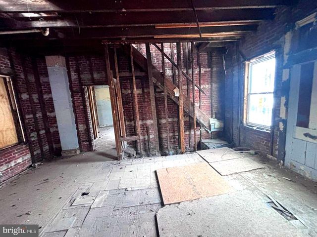 201 SECOND, Trenton, NJ 08611