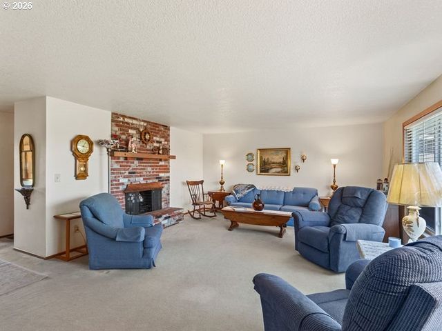 4684 Se CONCORD Rd, Milwaukie, OR 97267