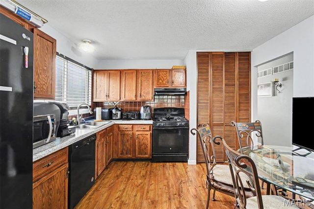 4034 Hounds Hill Drive, Florissant, MO 63034
