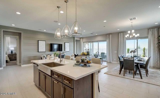20044 W EL NIDO Lane, Litchfield Park, AZ 85340