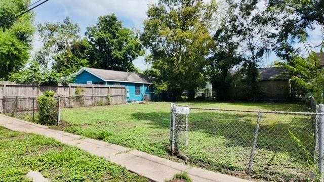 721 Lettie, Richmond, TX 77469