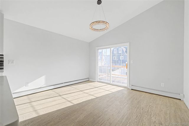 25 Clinton Street, Middletown, NY 10940