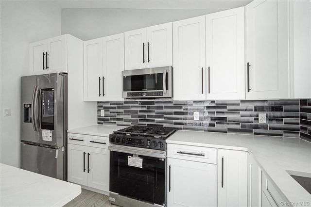 25 Clinton Street, Middletown, NY 10940