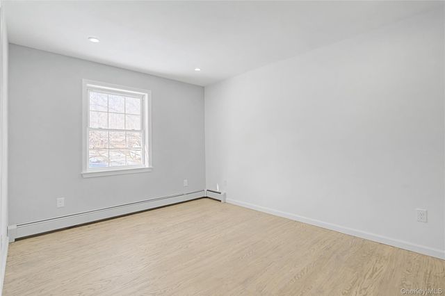 25 Clinton Street, Middletown, NY 10940