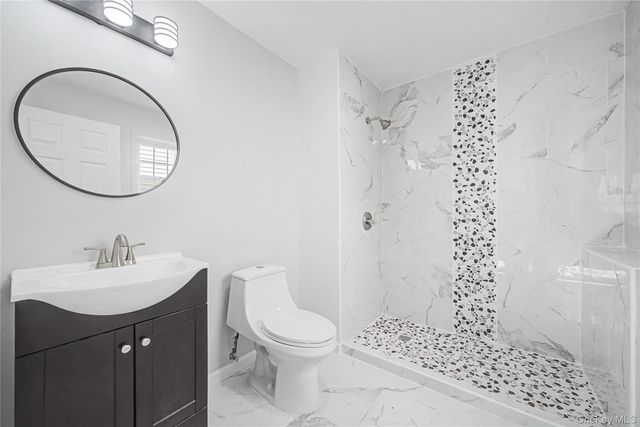 25 Clinton Street, Middletown, NY 10940