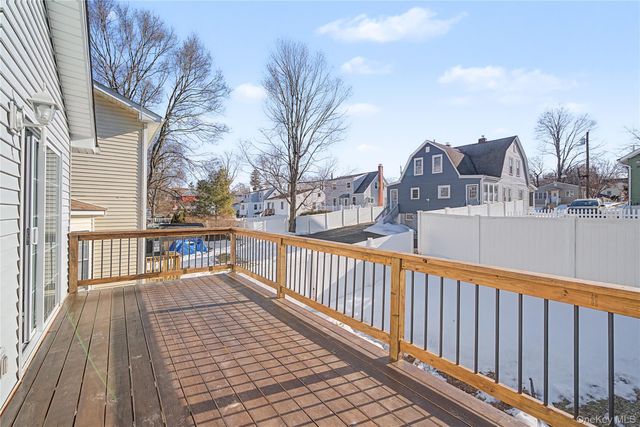 25 Clinton Street, Middletown, NY 10940