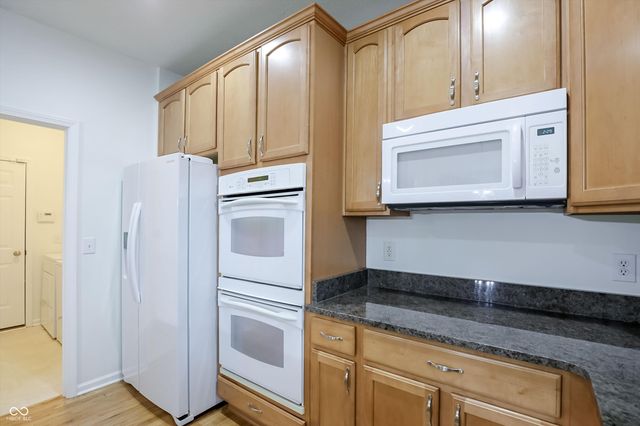 1720 Mustang Chase Drive, Carmel, IN 46074