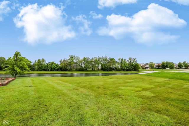 1720 Mustang Chase Drive, Carmel, IN 46074