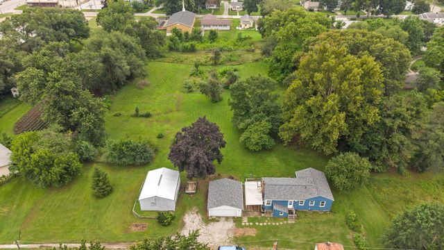 943 28th Avenue, Rock Island, IL 61201