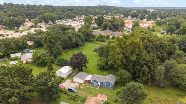 943 28th Avenue, Rock Island, IL 61201