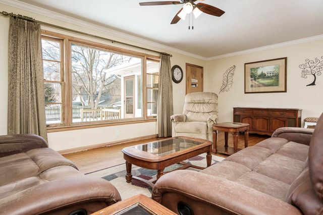 926 Stratford Avenue, Rockford, IL 61107