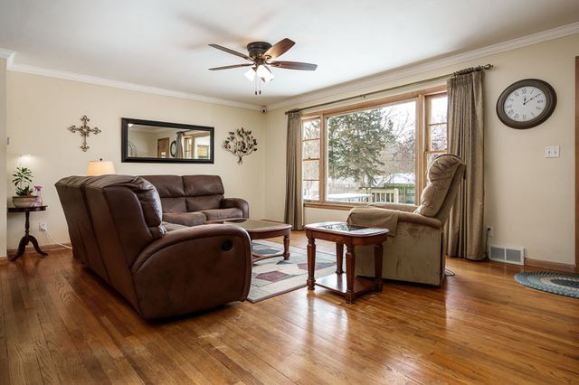 926 Stratford Avenue, Rockford, IL 61107