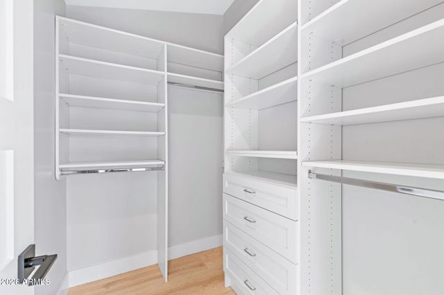 3842 E SAN MIGUEL Avenue, Paradise Valley, AZ 85253