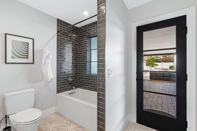 3842 E SAN MIGUEL Avenue, Paradise Valley, AZ 85253