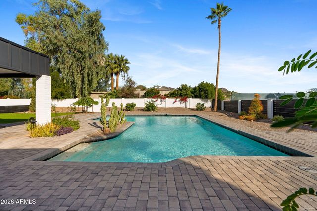 3842 E SAN MIGUEL Avenue, Paradise Valley, AZ 85253