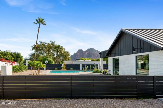 3842 E SAN MIGUEL Avenue, Paradise Valley, AZ 85253