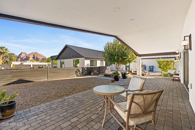 3842 E SAN MIGUEL Avenue, Paradise Valley, AZ 85253