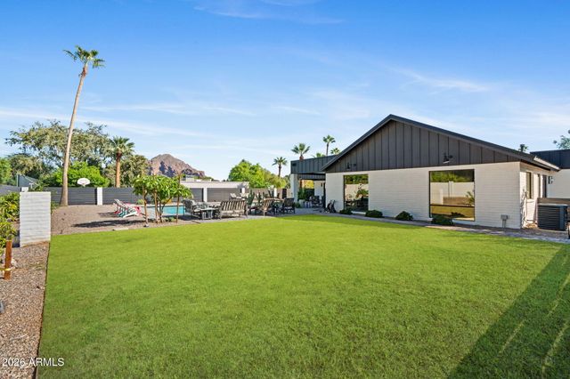 3842 E SAN MIGUEL Avenue, Paradise Valley, AZ 85253