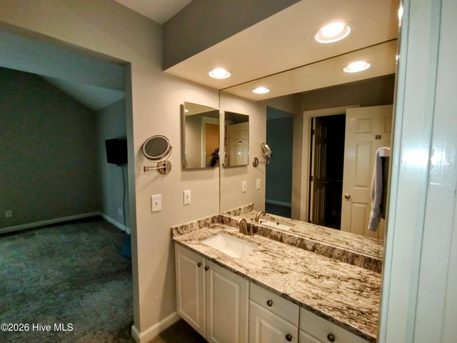 26 N Knoll Road, Southern Pines, NC 28387