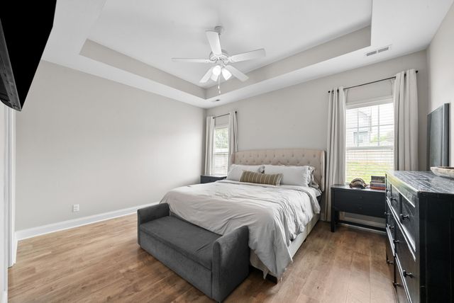 206 Eagles Talon Ct, Clarksville, TN 37040