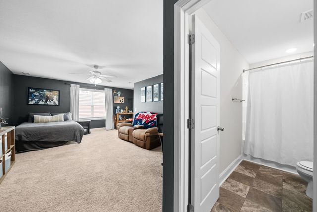 206 Eagles Talon Ct, Clarksville, TN 37040