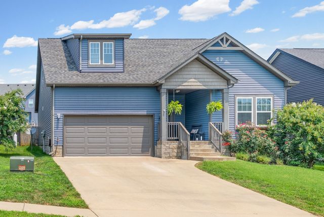 206 Eagles Talon Ct, Clarksville, TN 37040