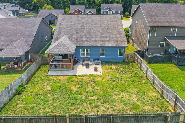 206 Eagles Talon Ct, Clarksville, TN 37040