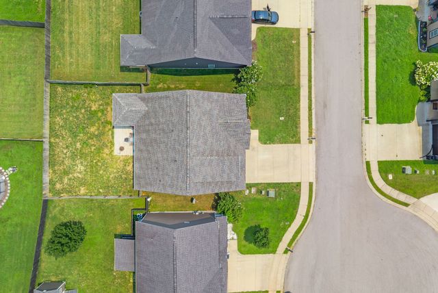 206 Eagles Talon Ct, Clarksville, TN 37040