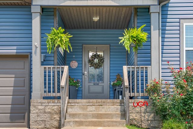 206 Eagles Talon Ct, Clarksville, TN 37040