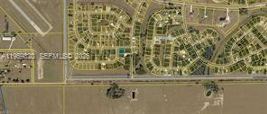 3001 Mignon Cir, La Belle, FL 33935