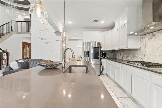 712 Fall Rock Branch Drive, Conroe, TX 77304