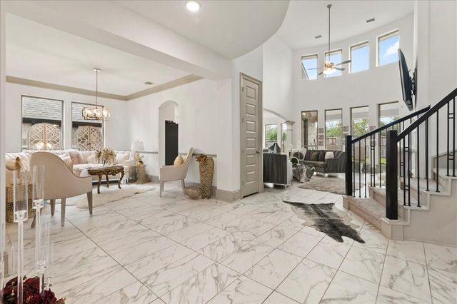 712 Fall Rock Branch Drive, Conroe, TX 77304