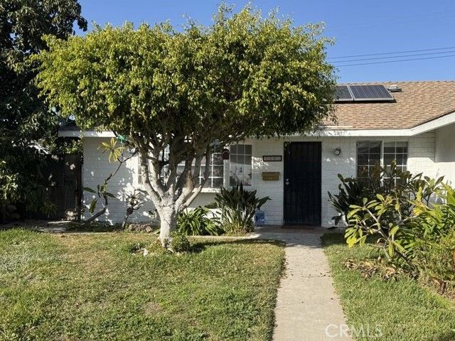 5501 Stardust, Huntington Beach, CA 92647