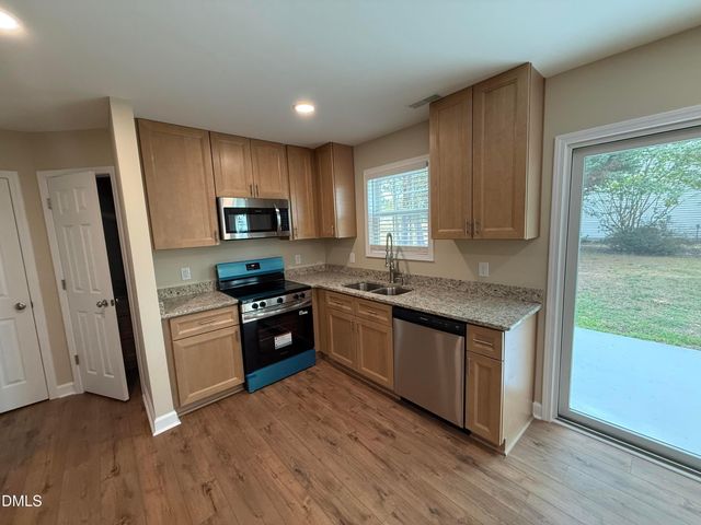 6200 Saybrooke Drive, Raleigh, NC 27604
