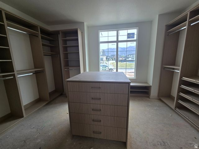 39 N HAYFIELD CIR, Kaysville, UT 84037