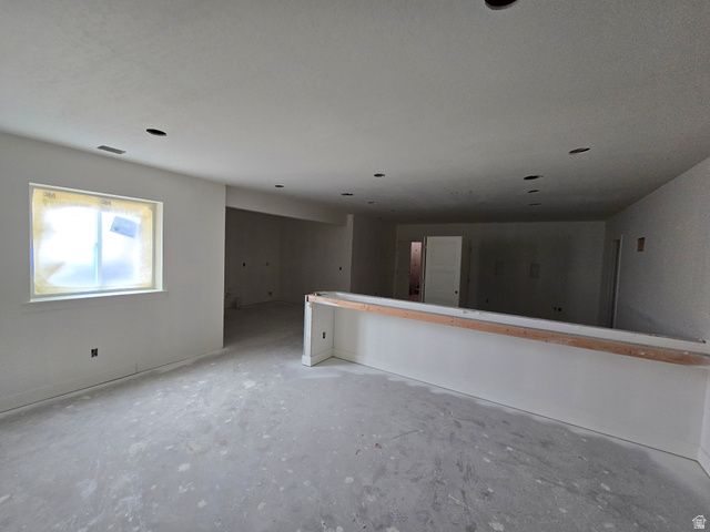 39 N HAYFIELD CIR, Kaysville, UT 84037