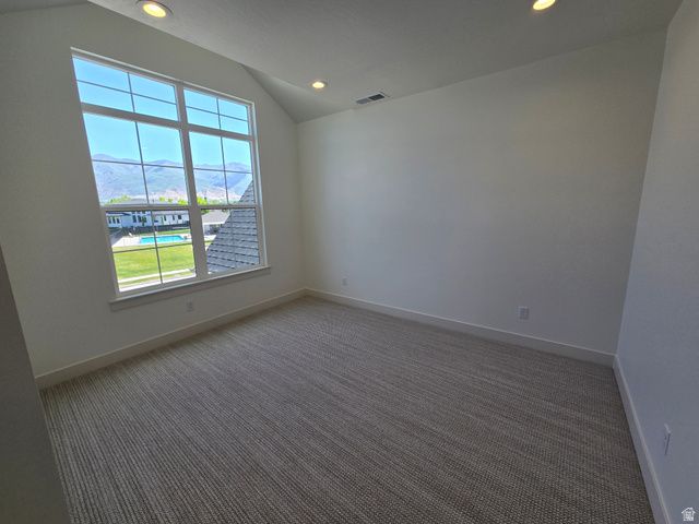 39 N HAYFIELD CIR, Kaysville, UT 84037