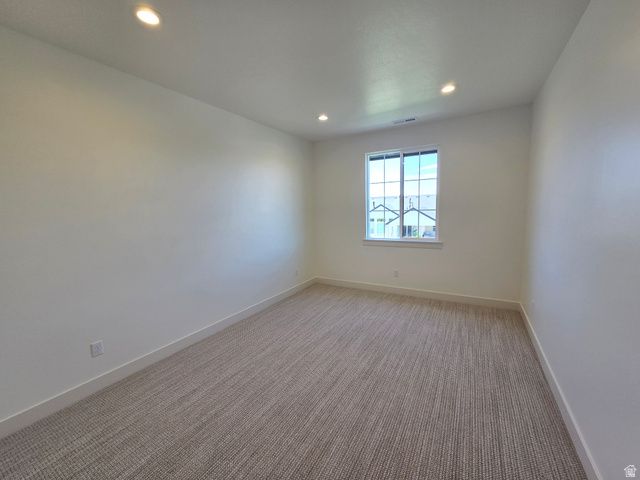 39 N HAYFIELD CIR, Kaysville, UT 84037